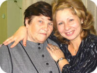 Наталья Викторовна со своей первой учительницей - Зайцевой Тамарой Александровной